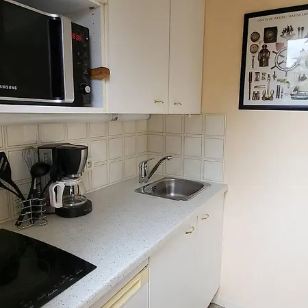 Appartement 4 Pers, Front De Mer, Balcon Sud, Parking Prive, Velos Inclus, Aucun Animal Autorise - Fr-1-465-84 Merville-Franceville-Plage